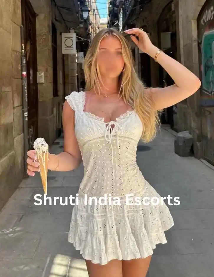 Shefali Hotty Call Girl In Delhi
